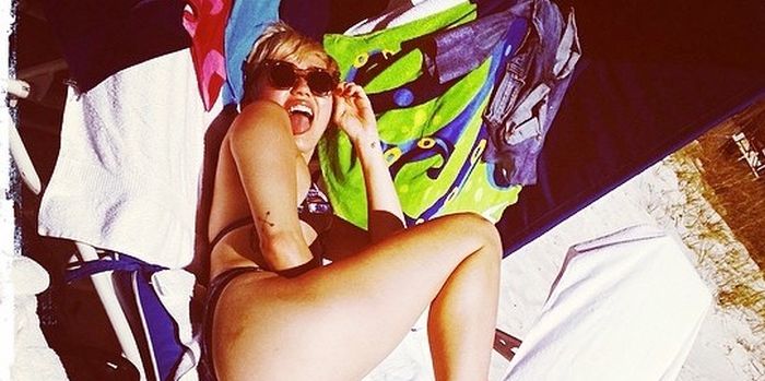 Miley Cyrus masturbeert op Instagram?