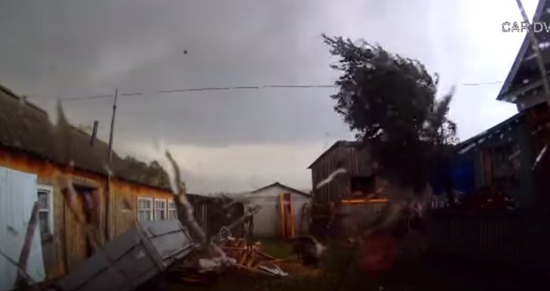 Tornado in Rusland zorgt voor ravage