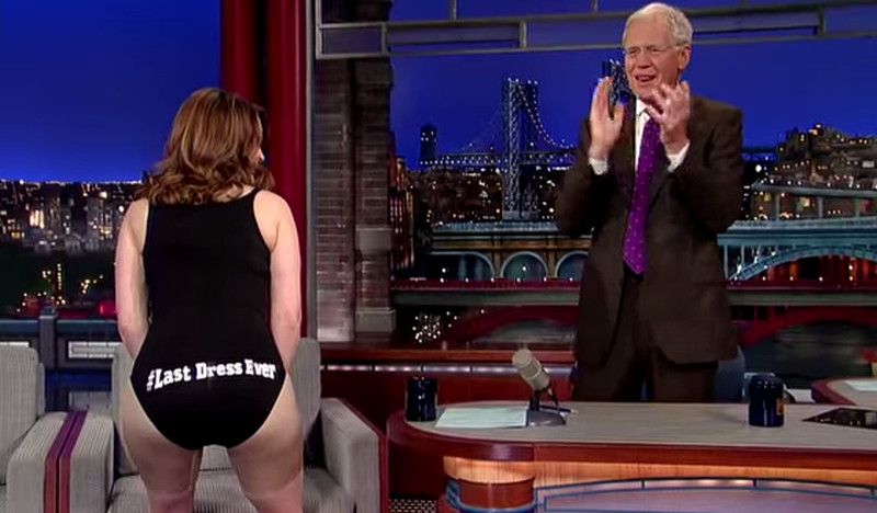 Tina Fey stript voor David Letterman